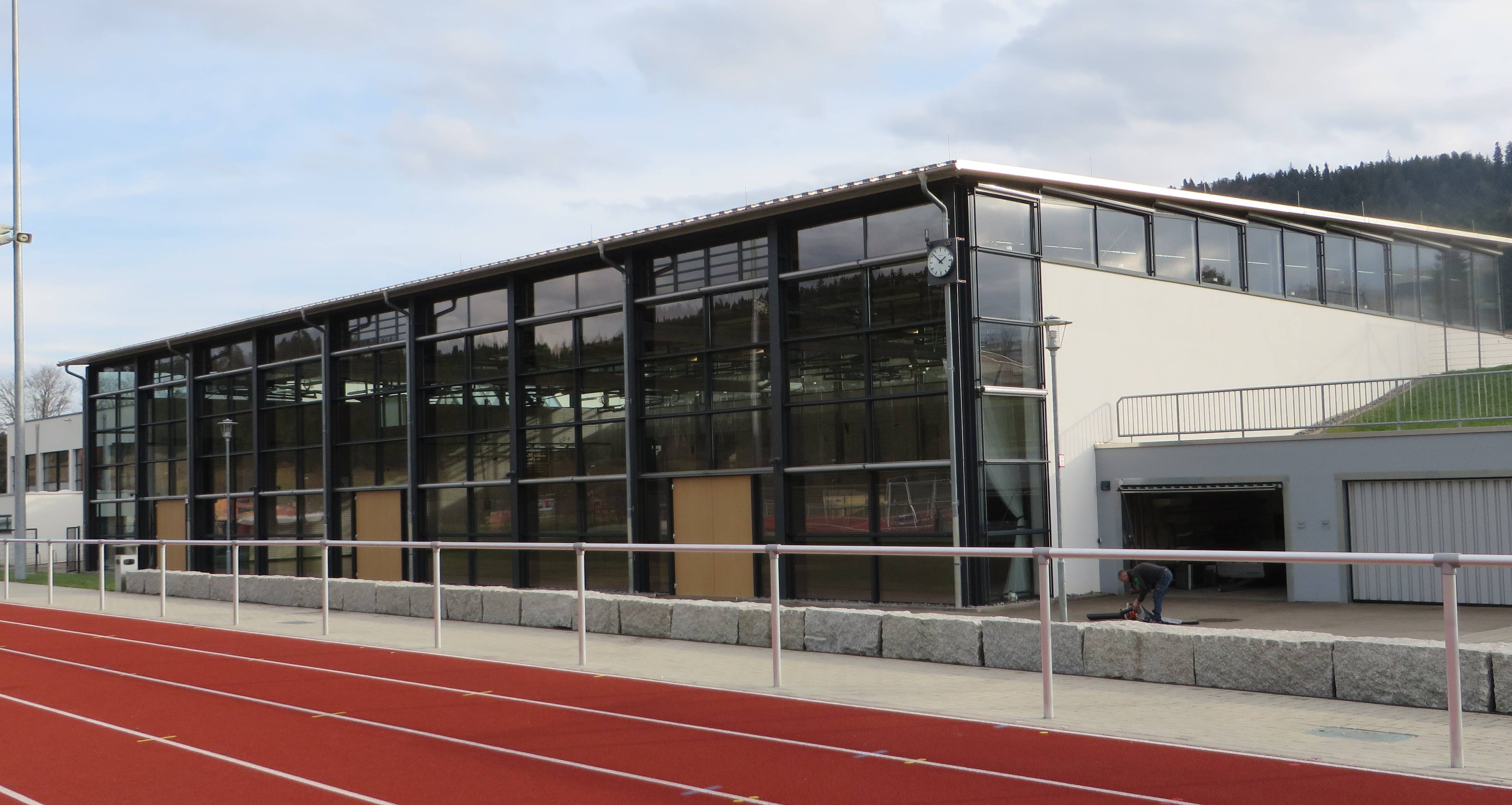  Neue Sporthalle am Bildungszentrum 